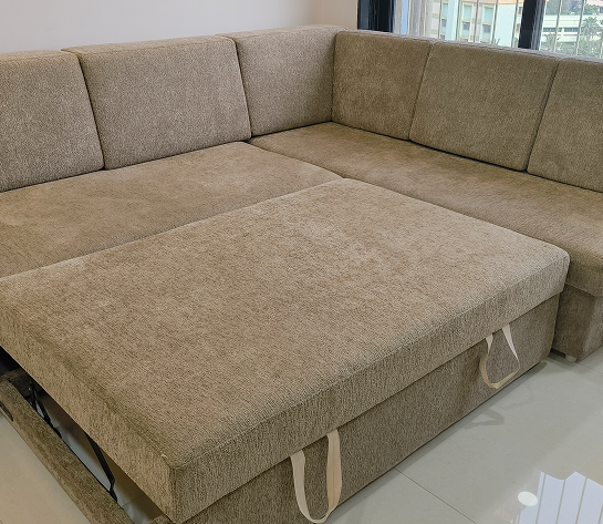 Gallery accent chair